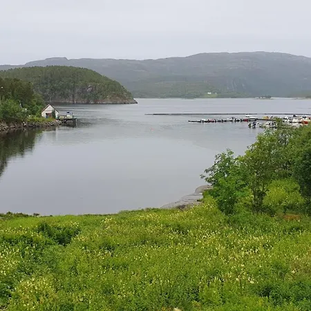 Hus Ved Sjoen 4 Soverom 10 Gjester *