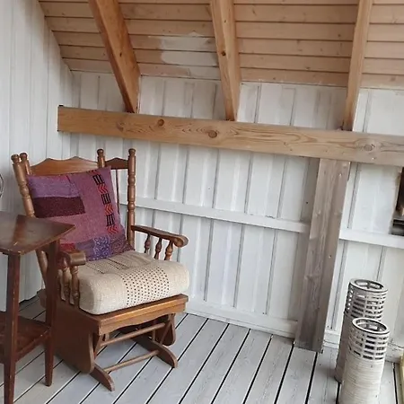 Hus Ved Sjoen 4 Soverom 10 Gjester Holiday home Salsbruket