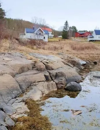 Hus Ved Sjoen 4 Soverom 10 Gjester בית נופש *